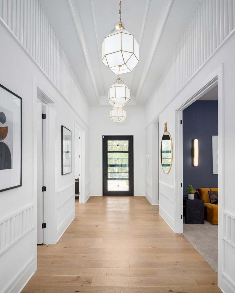 24. Symmetry and Scale in a Grand Hallway