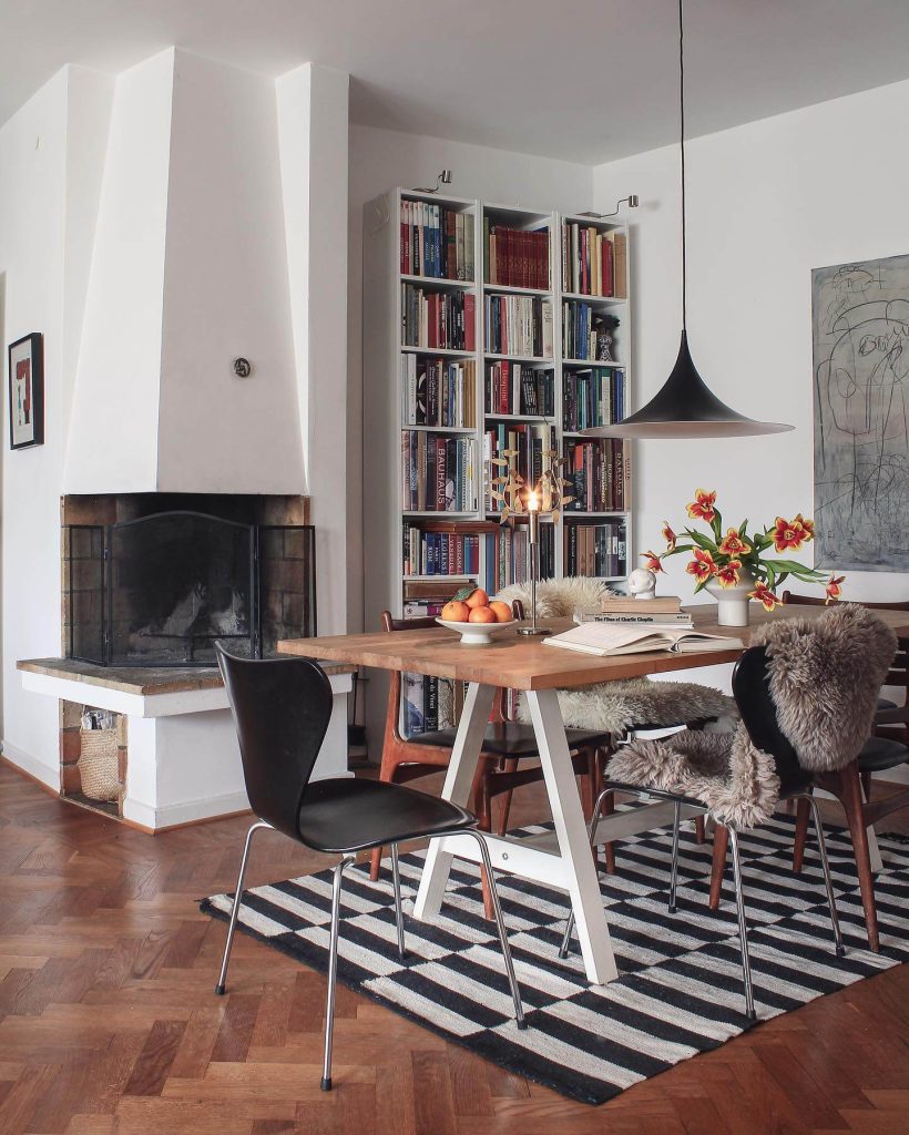 Integrated Dining Room Library