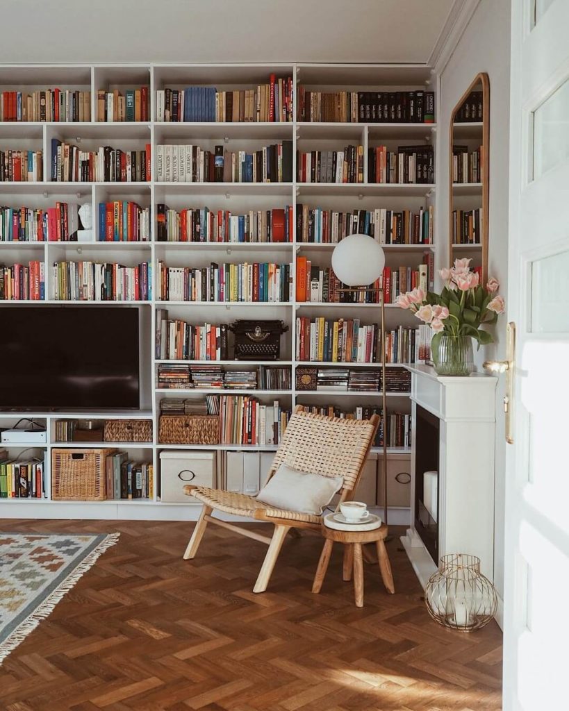 Multipurpose Library Living Room