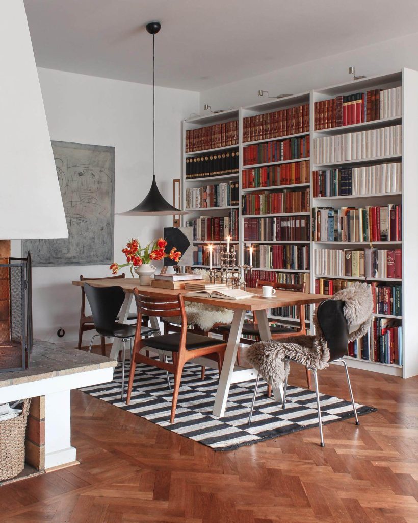 Stylish Library with Contemporary Furnishings