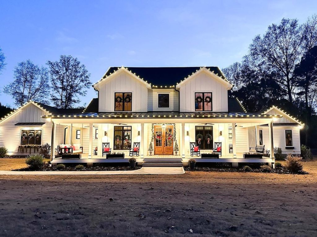 Classic Christmas Porch with Roofline Lights