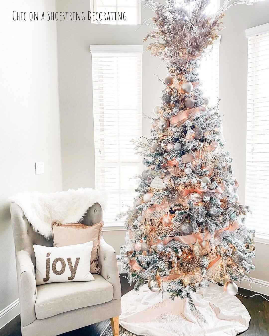 25 Rose Gold Christmas Decor Ideas for a Glam Holiday Look