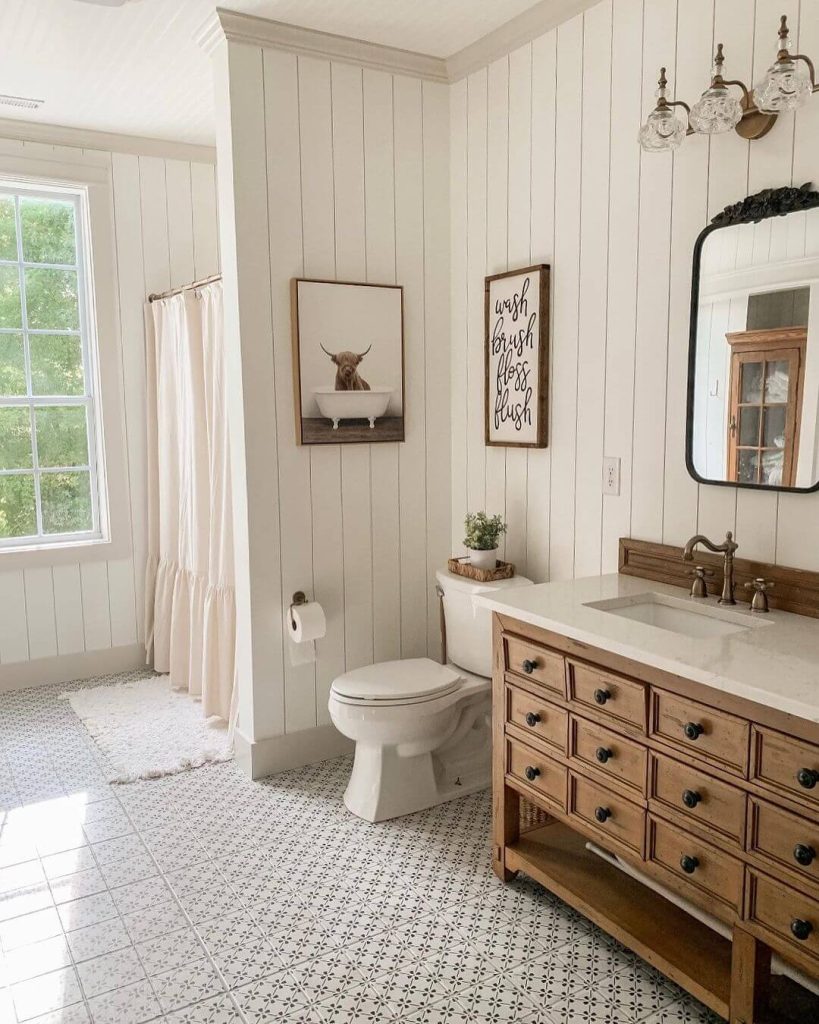 Farmhouse-Style Shiplap Wainscoting in Neutral Tones