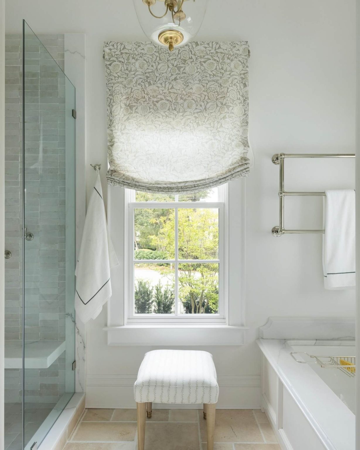 21+ Affordable Bathroom Window Privacy Ideas You'll Love Evinco Design