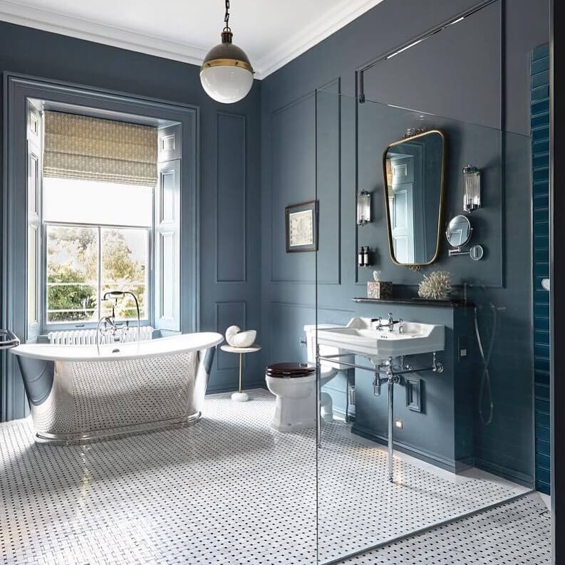 Luxurious Victorian-Style Blue Bathroom