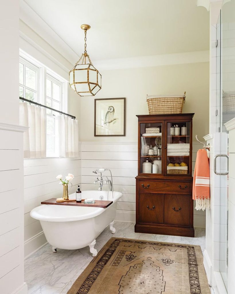 Vintage Elegance in a Farmhouse Bathroom