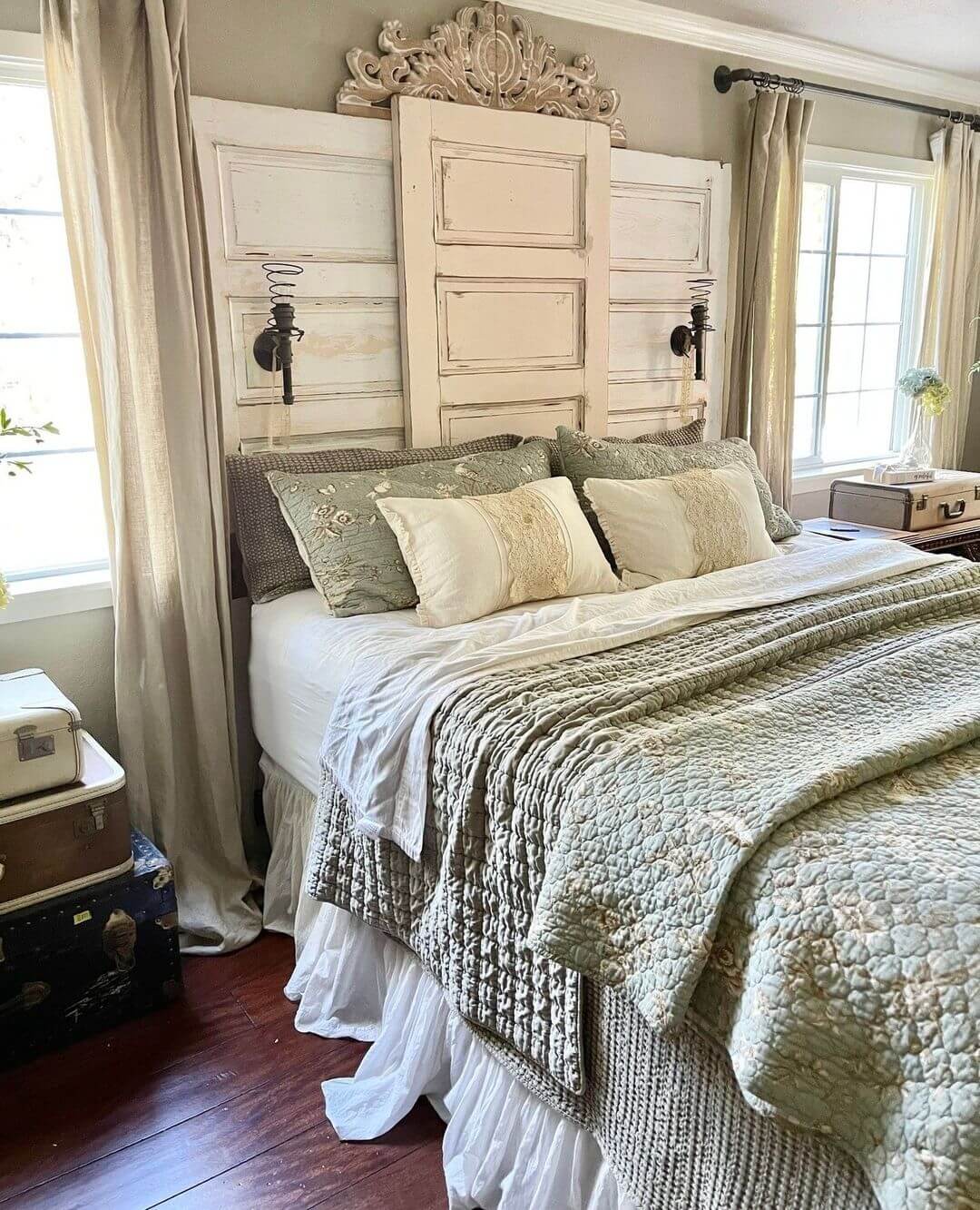 29 Modern Farmhouse Bedroom Ideas for a Contemporary Feel - Evinco Design