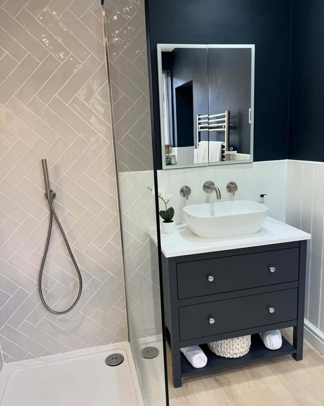 31+ Budget-Friendly Walk-In Shower Ideas That Elevate Your Bathroom ...