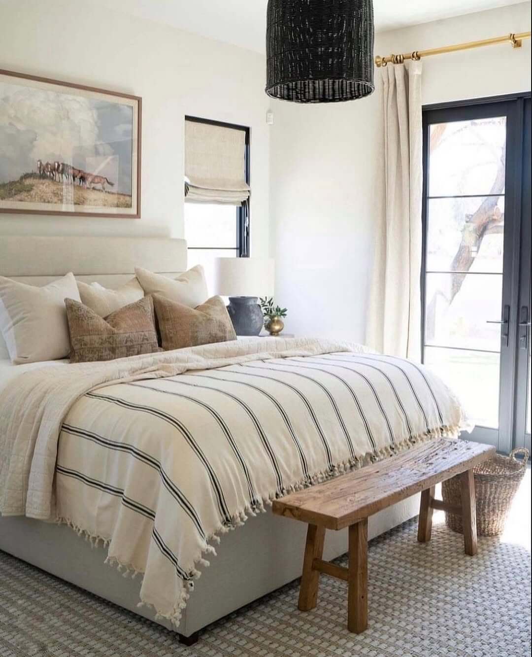 29 Modern Farmhouse Bedroom Ideas for a Contemporary Feel - Evinco Design