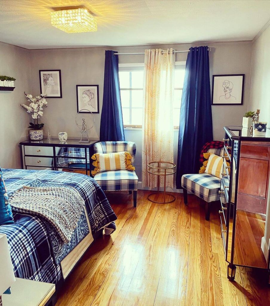 Cozy Bedroom with Rustic Accents