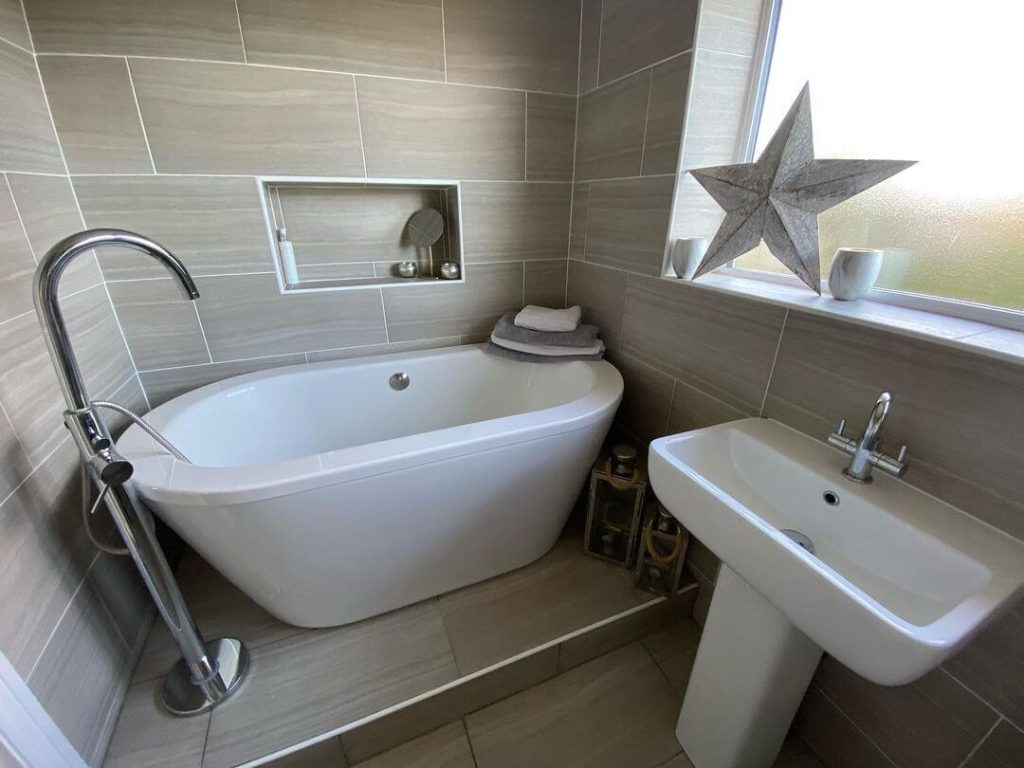 Elegant Bathroom with Vintage Mirror