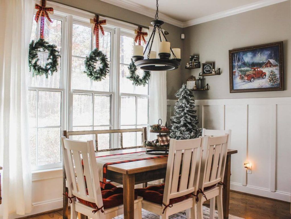 Farmhouse Dining Room with Holiday Wreaths