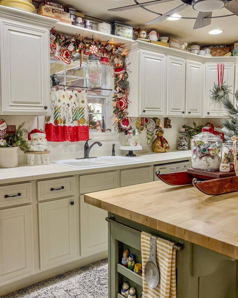 Festive Kitchen Window Garland