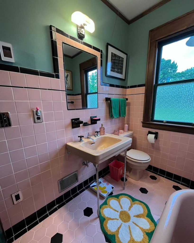 Retro Pink and Green Bathroom