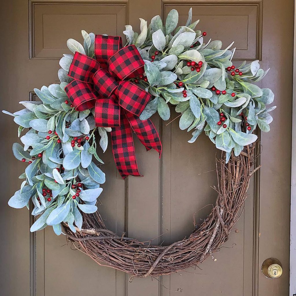 Simple Greenery Wreath with Buffalo Check Bow