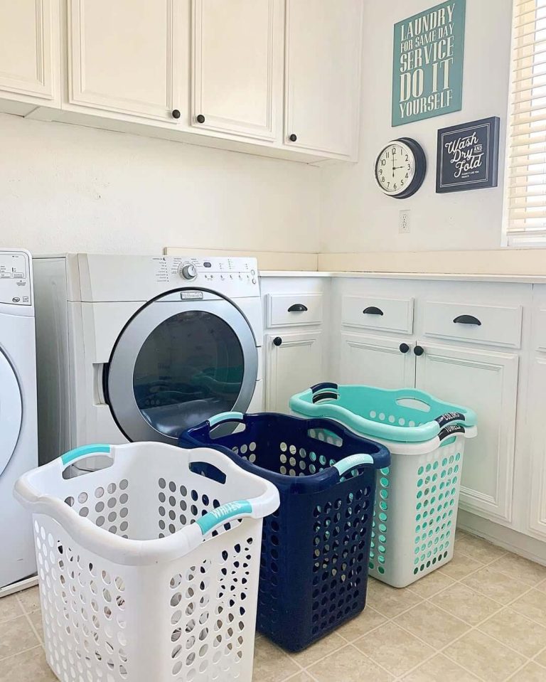 31+ Laundry Room Cabinet Ideas for a Chic & Organized Space