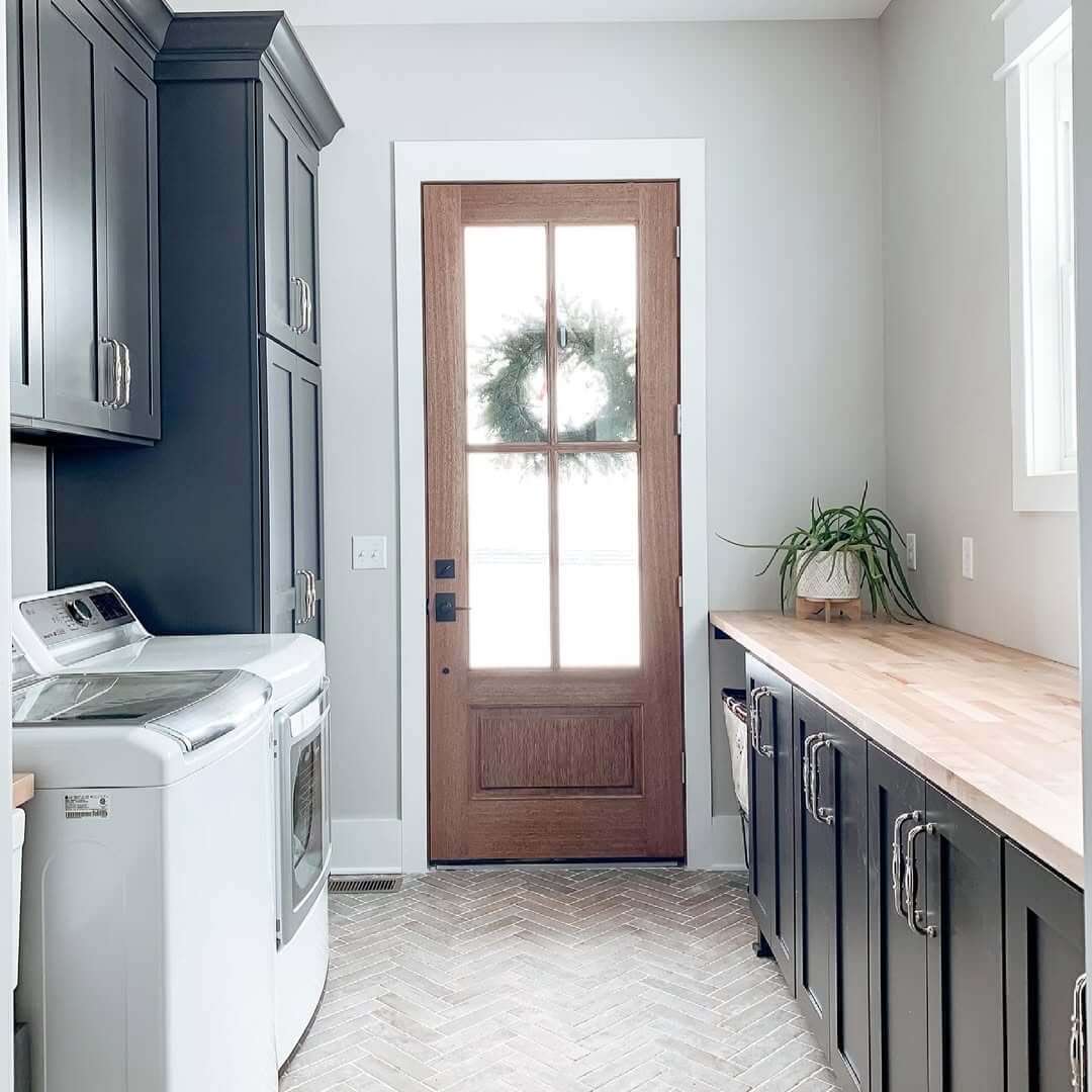 31+ Laundry Room Cabinet Ideas for a Chic & Organized Space