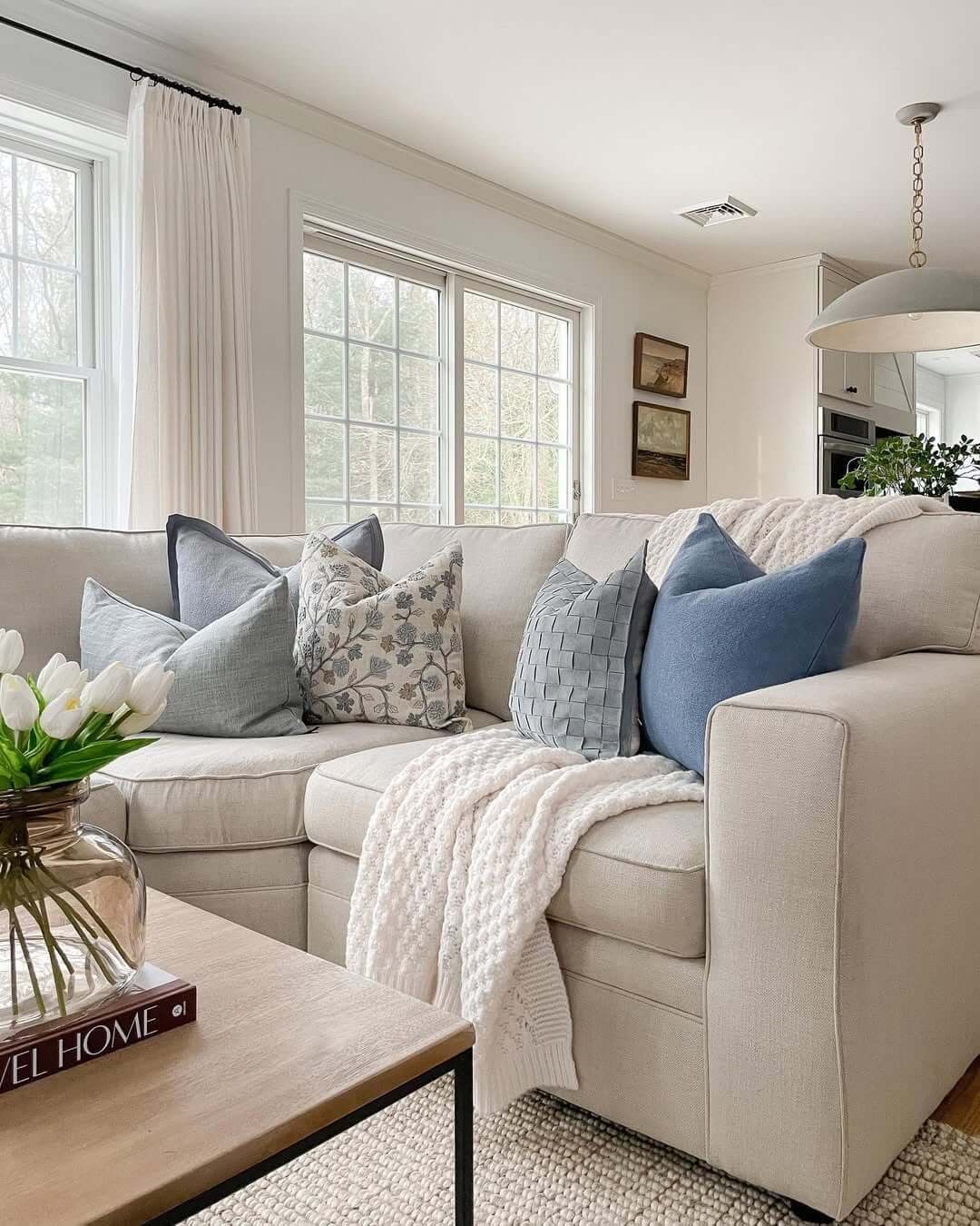 29+ Best Living Room Decor Ideas for a Trendy & Timeless Home