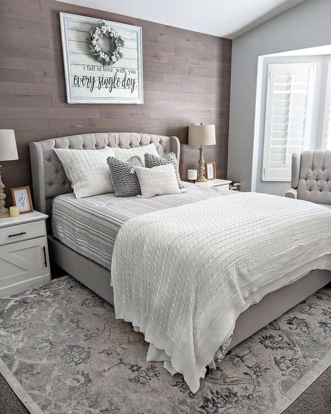 17+ Shiplap Bedroom Accent Wall Ideas for a Cozy & Chic Look