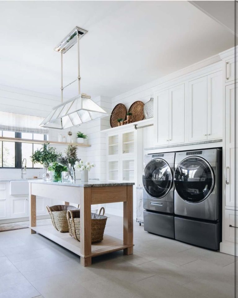 29+ Stylish Laundry Room Ideas to Maximize Space & Functionality