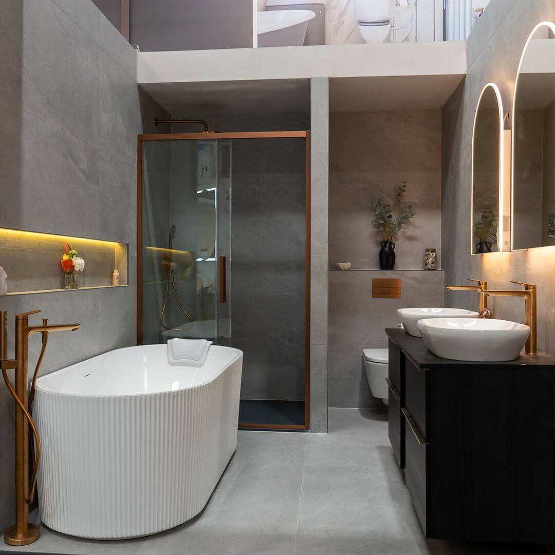29+ Modern Chic: Luxury Bathroom Decor Ideas for Apartments - Evinco Design