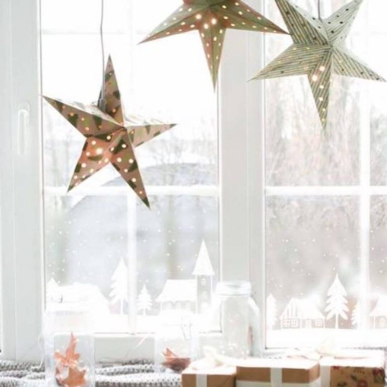 23+ Festive Christmas Window Decor Ideas to Brighten Up Your Home ...