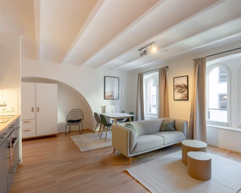 31+ Stylish Apartment Living Room Ideas to Maximize Space & Style