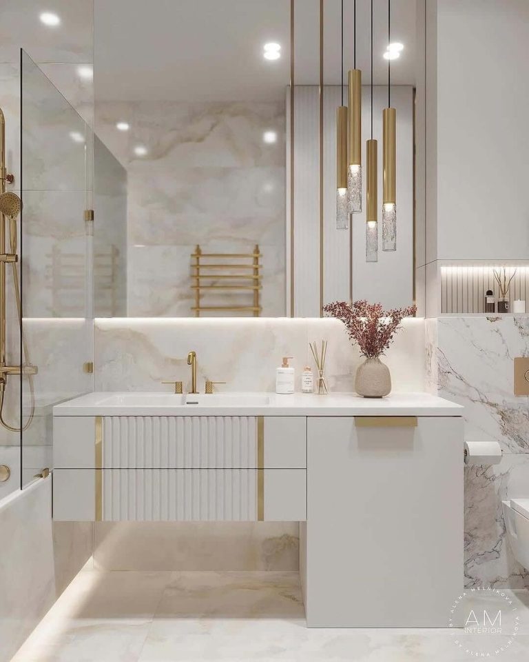25+ White Bathroom Ideas with Gold Fixtures for a Glamorous Touch