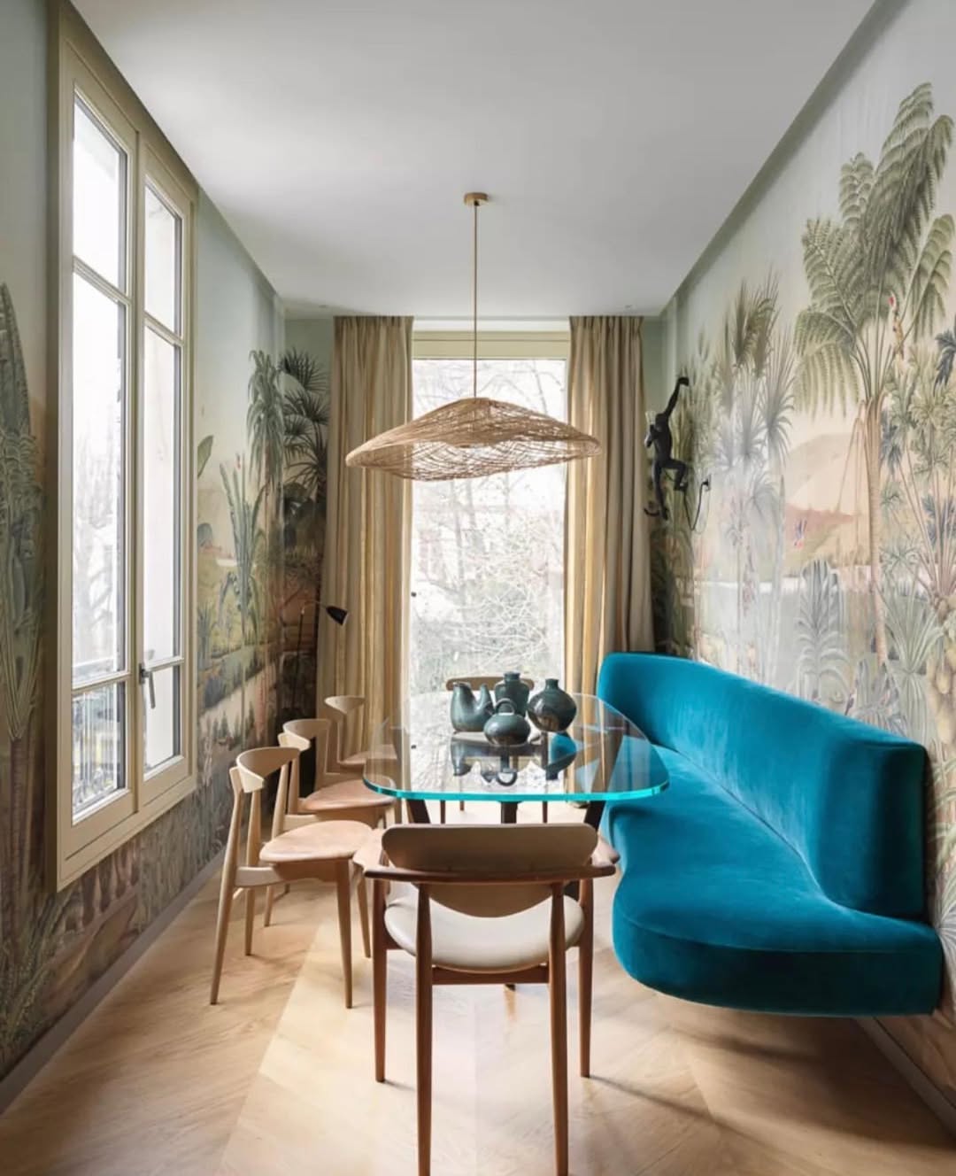 21+ Stunning Dining Room Wall Decor Ideas to Elevate Your Space