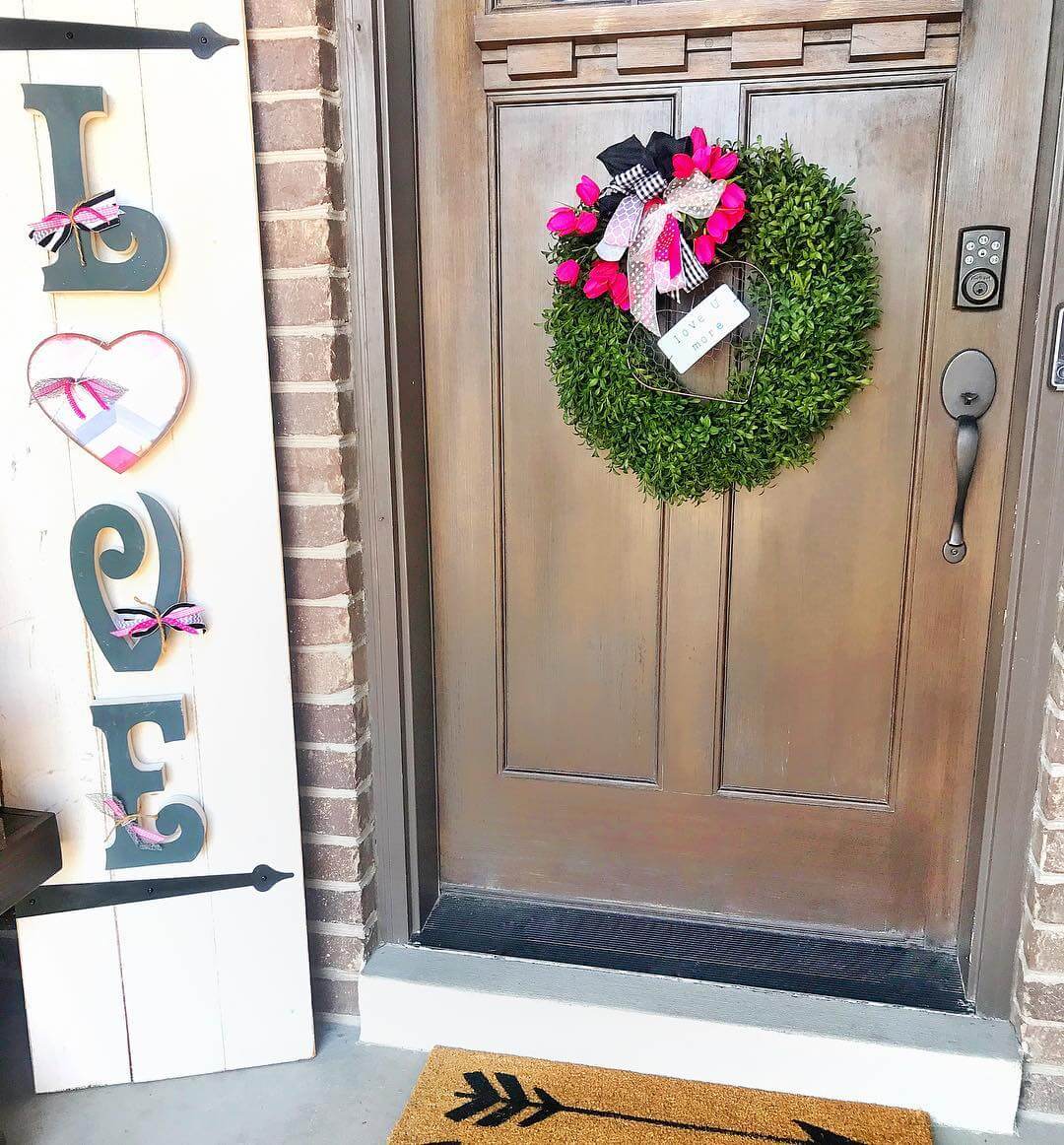 17+ Valentine Front Porch Ideas for a Festive & Cozy Entrance