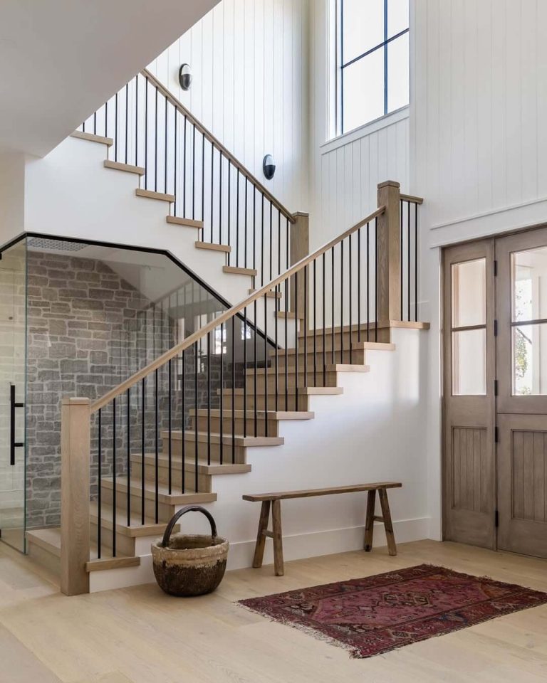 19+ Stunning Entryway Ideas to Make a Great First Impression
