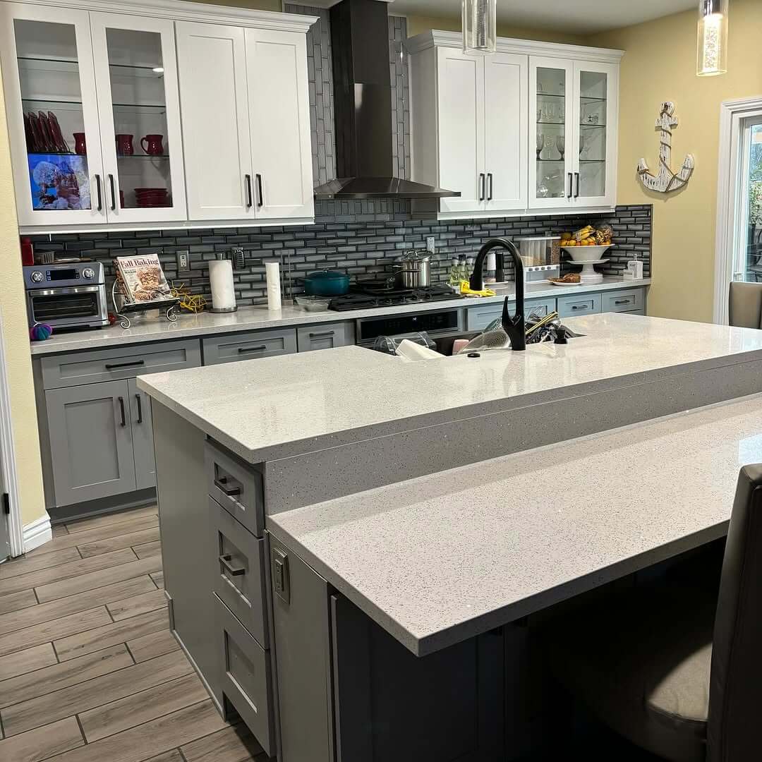 33 Stunning Kitchen Countertop Ideas to Transform Your Space - Evinco ...