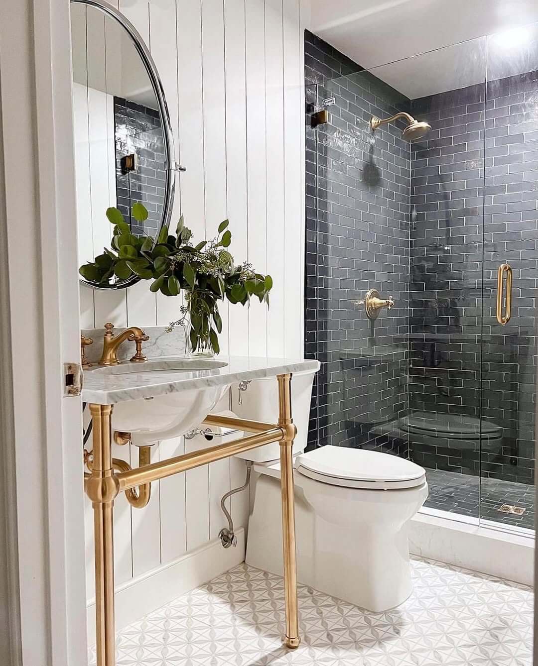 23 Stylish Ideas to Transform Your Guest Bathroom Into a Welcoming ...