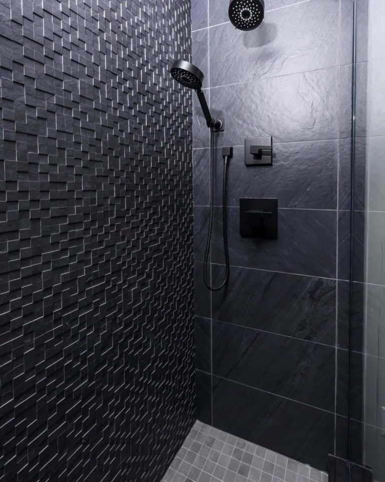 21+ Black Tile Bathroom Ideas for a Chic & Timeless Design