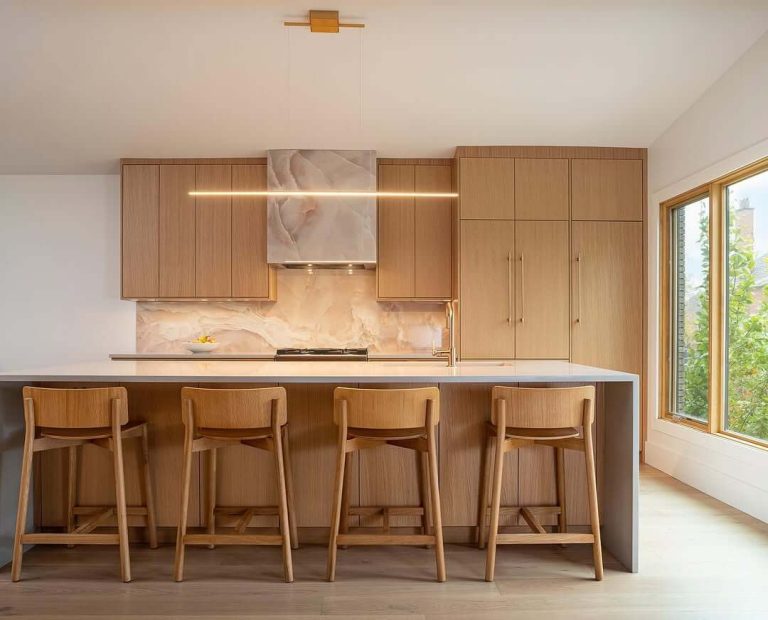 Stunning White Oak Kitchen Cabinets That Redefine Modern Elegance