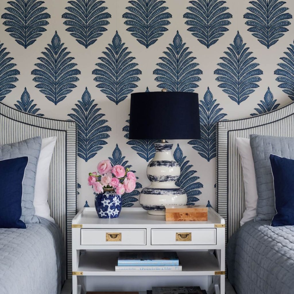 1. Laid-Back Twin Retreat with Natural Tones