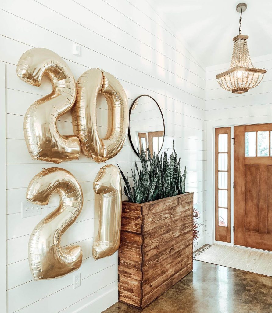 1. Minimalist Modern Meets Farmhouse Warmth