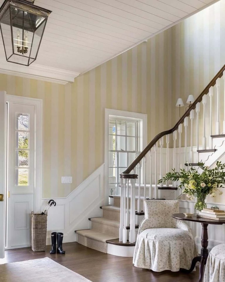 Stunning Entryway Wallpaper Ideas That Make a Lasting First Impression