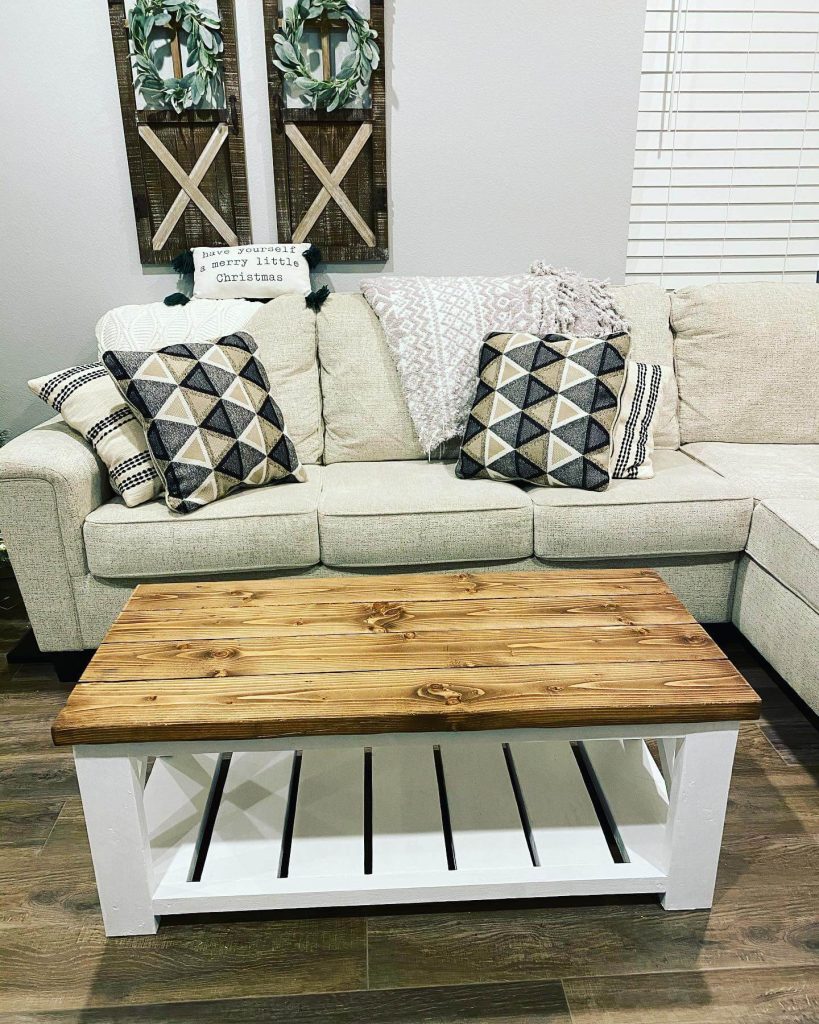12. Classic Farmhouse Foundation with Holiday Flair