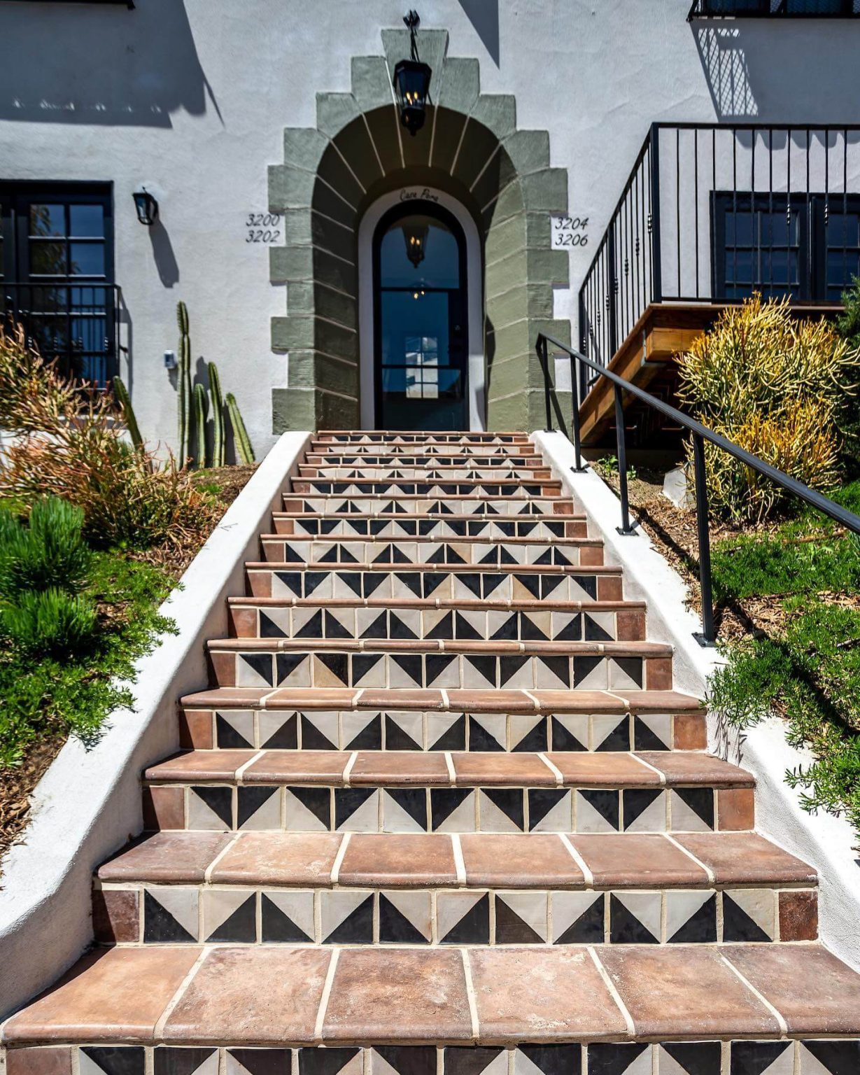 Stair Riser Ideas That Will Instantly Elevate Your Home’s Style ...