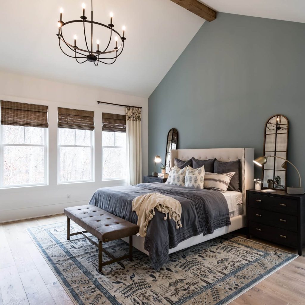 13. Moody Farmhouse Elegance with Dark Accents