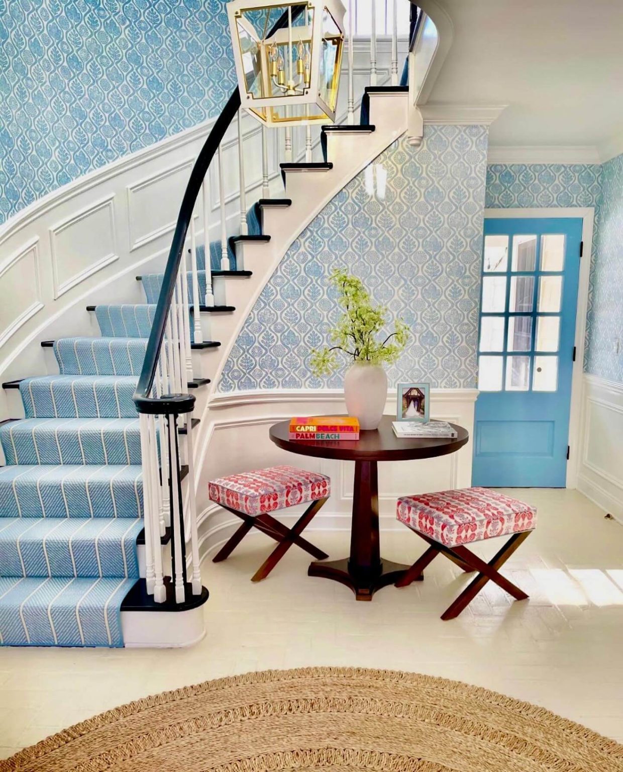 Luxury Modern Entryway Ideas That Make a Bold First Impression