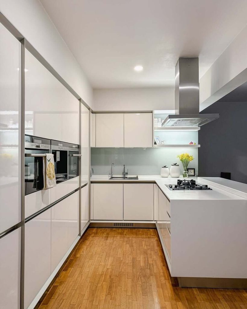 14. Compact and Contemporary with Hotel-Inspired Elegance