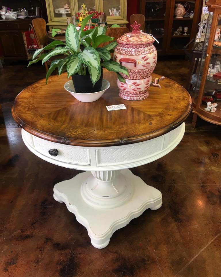 Stunning Entryway Round Table Ideas to Elevate Your Home’s First Impression