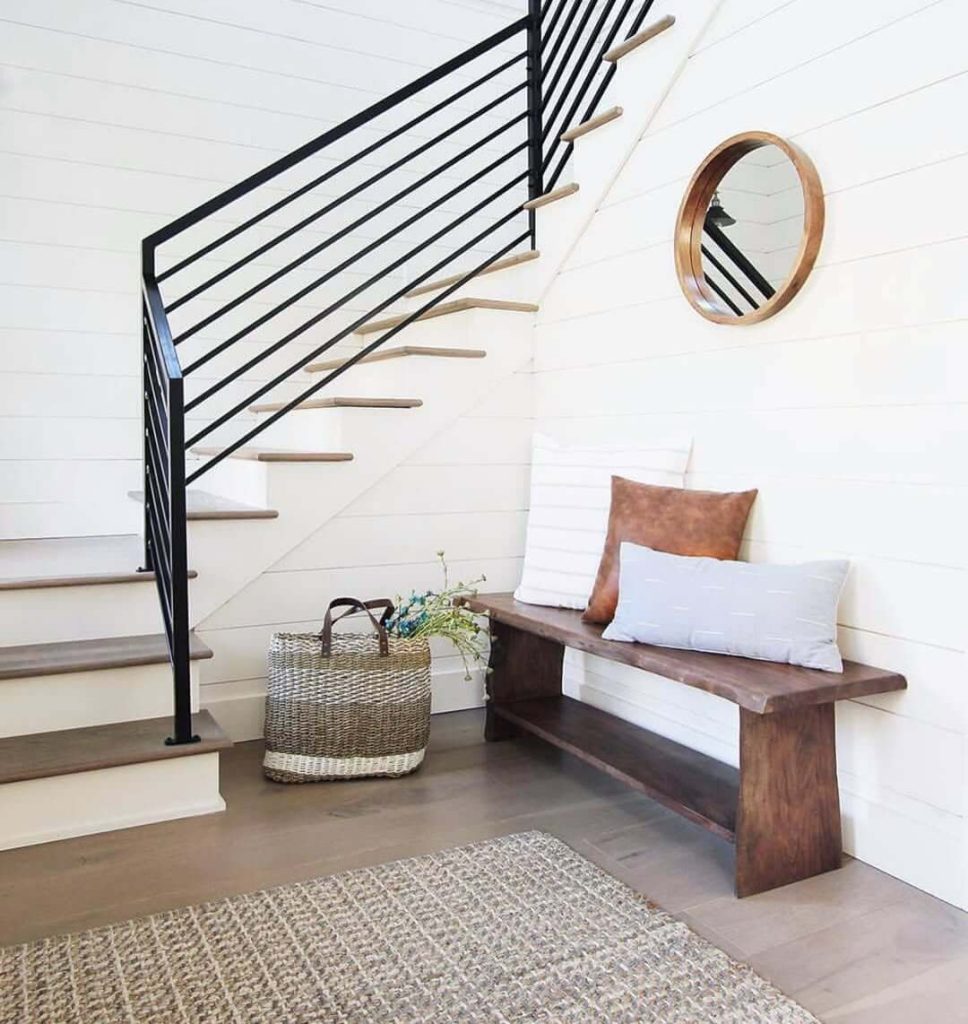 17. Modern Farmhouse Entryway with a Minimal Edge