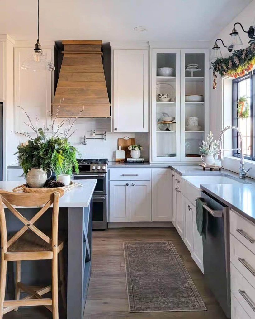 17. Modern Rustic Charm with Seasonal Style