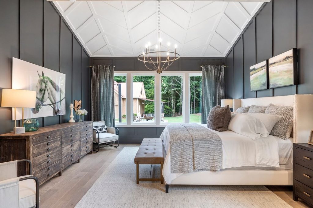 18. Modern Rustic Retreat with Bold Wall Paneling