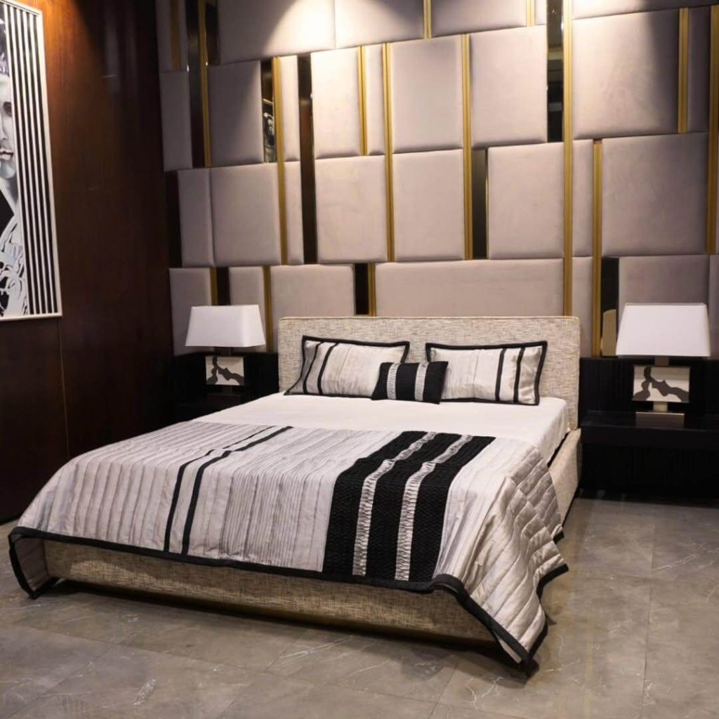 2. Monochrome Glam: A Bed That Makes a Statement