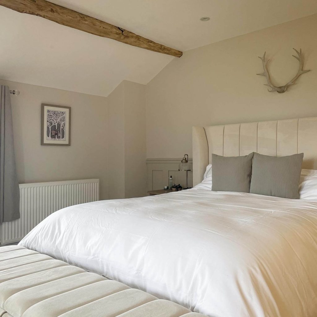 20. Minimalist Farmhouse with a Scandinavian Influence