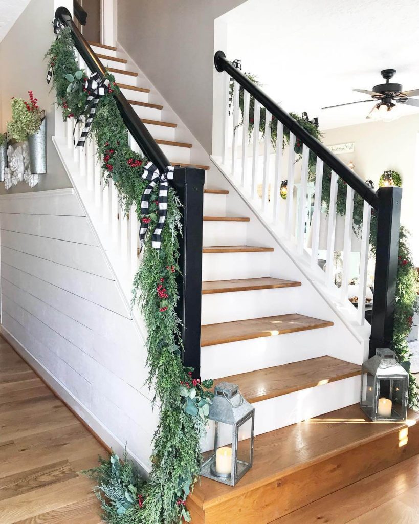 20. Festive Elegance with Seasonal Decor